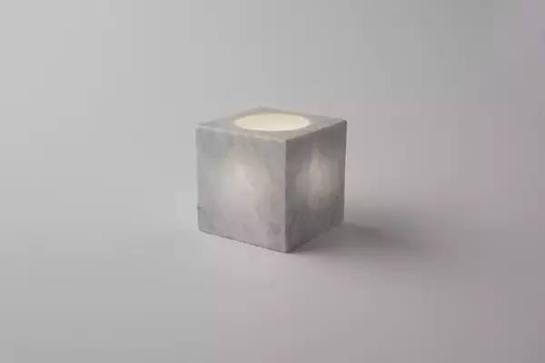 暖心燭臺(tái)設(shè)計(jì)